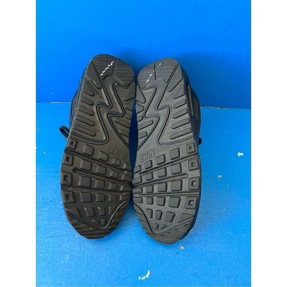 Nike Air Max 90 Triple Black (GS) Youth Running CD6864-001 Size 6Y - Picture 6 of 6